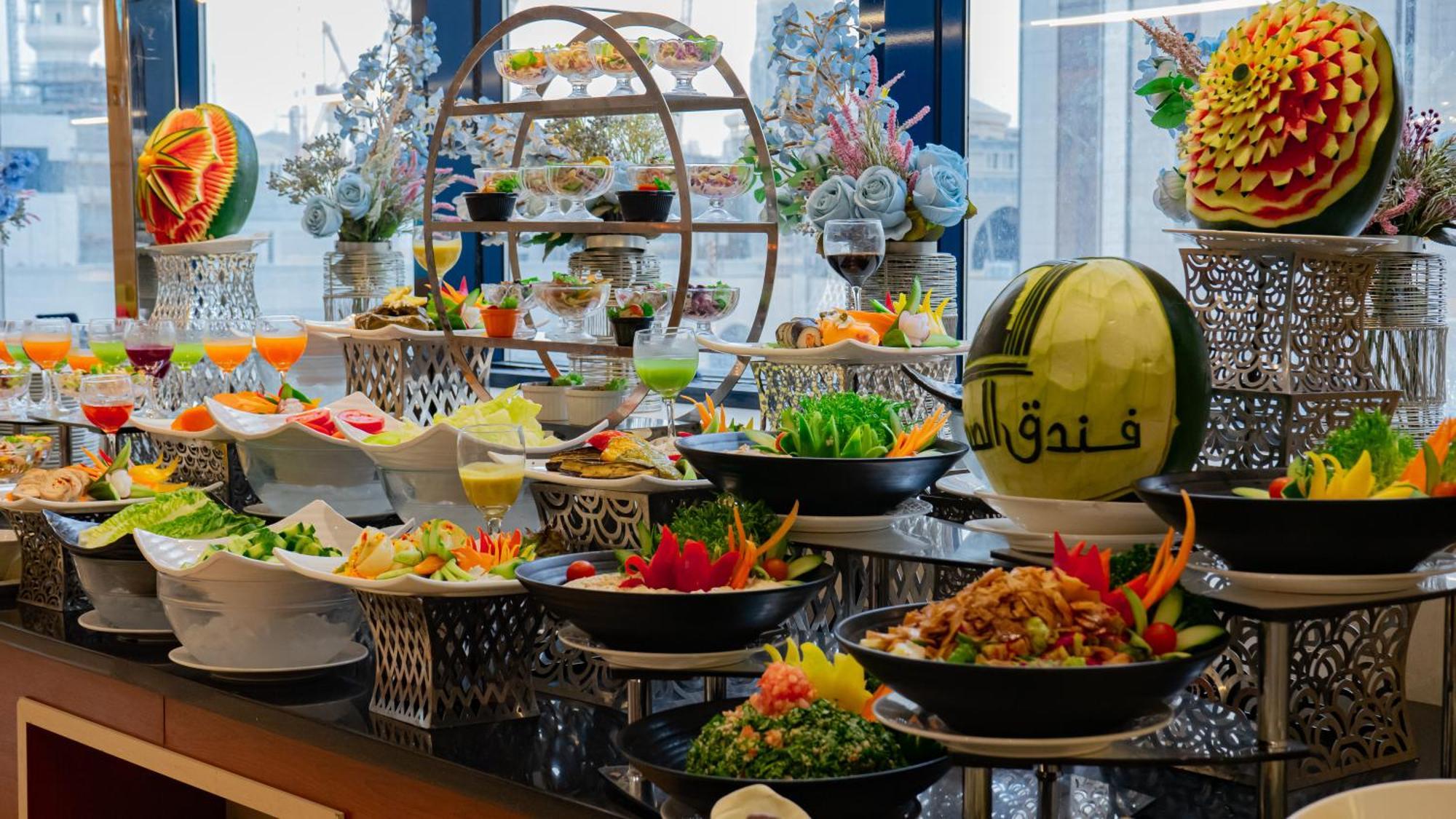 מכה Al Safwah Hotel First Tower 1 מראה חיצוני תמונה A buffet at a hotel