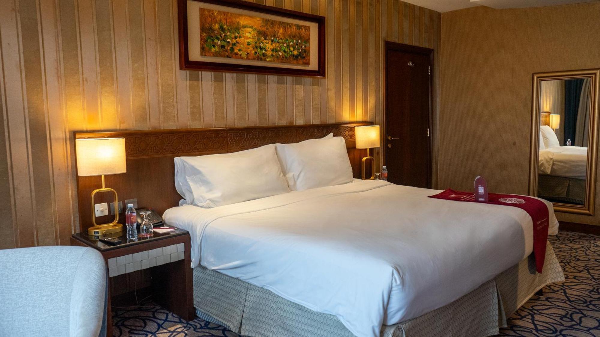 מכה Al Safwah Hotel First Tower 1 מראה חיצוני תמונה A bedroom at the hotel