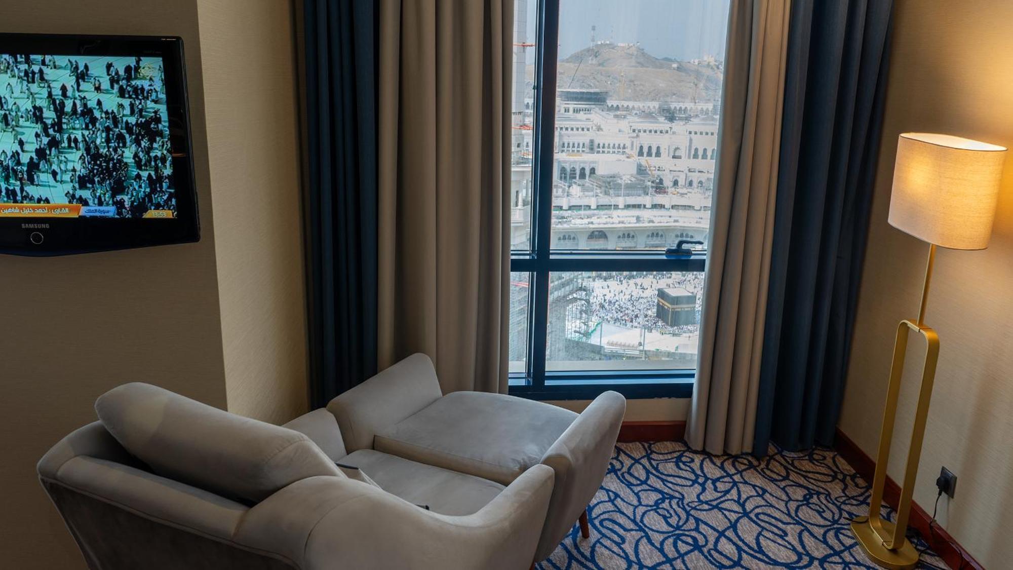 מכה Al Safwah Hotel First Tower 1 מראה חיצוני תמונה A view of the Grand Mosque from a hotel room